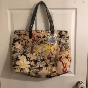 Fresh & Floral Tote Bag